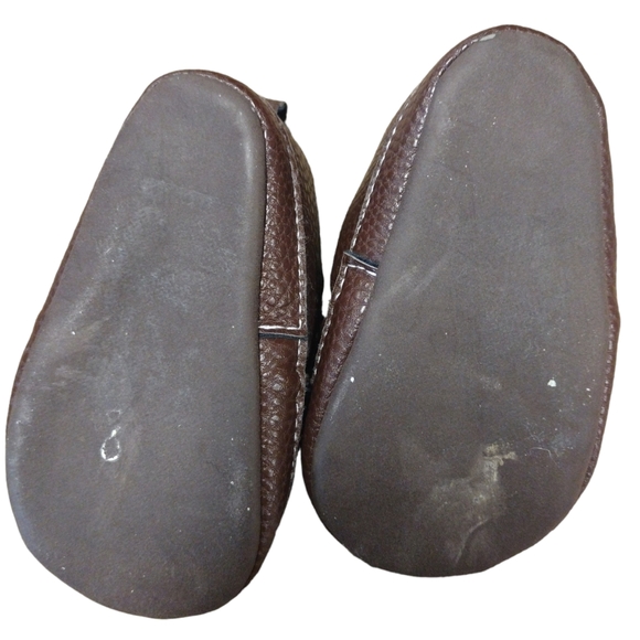 BOGO: Wee Tots Baby Loafers - Picture 5 of 6